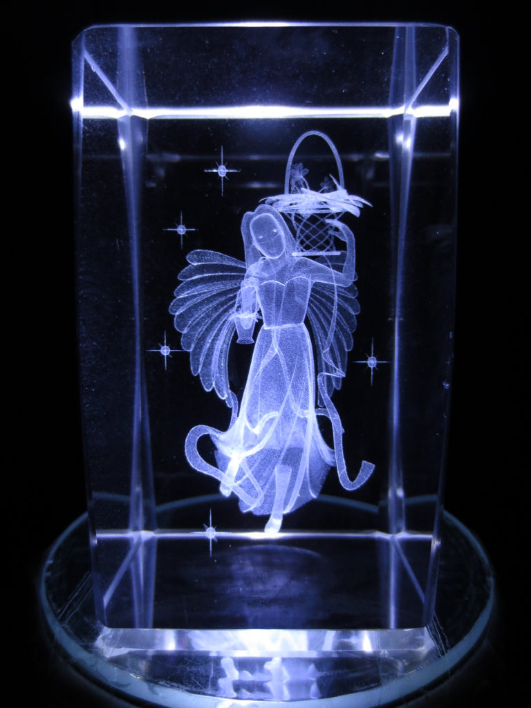 3D Kristal Lasergegraveerd Blok – Engel met Mand