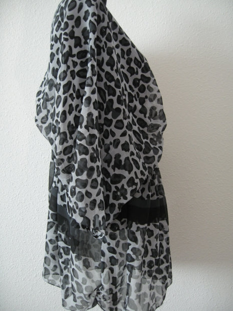 Blouse with zebra print III