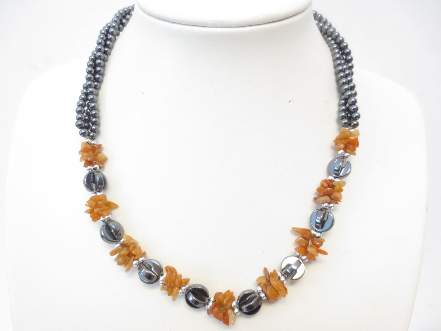 Carneool bloemetje ketting