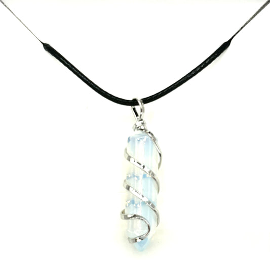 Edelstein-Anhänger-Halskette - Opaal