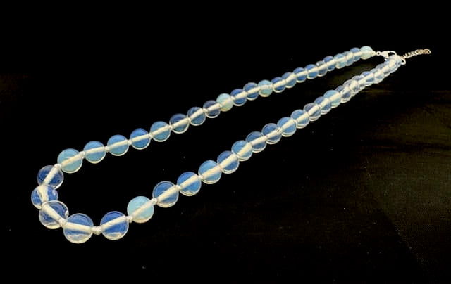 Großhandel – 8 mm Opaal-Perlenkette (ohne doos)