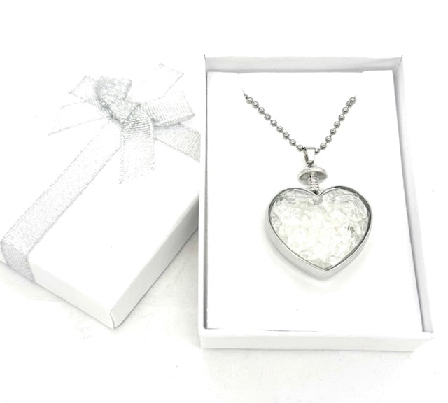 Hartvormige Bergkristal Hanger Ketting met Geschenkdoos
