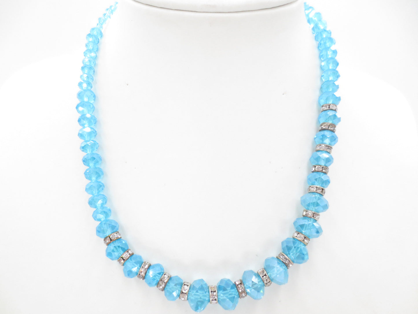 kristallen ketting met diamant blauw