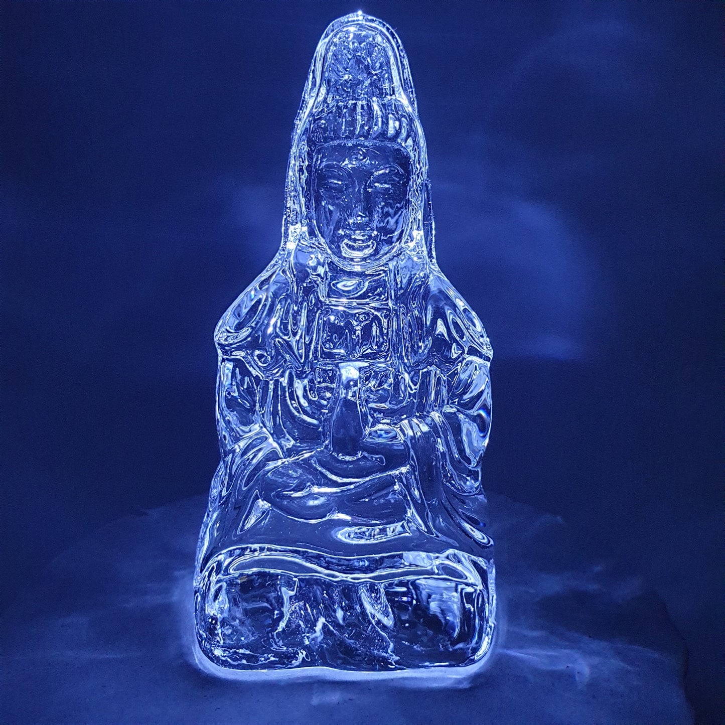 Kristallgserner sitzender KwanYin