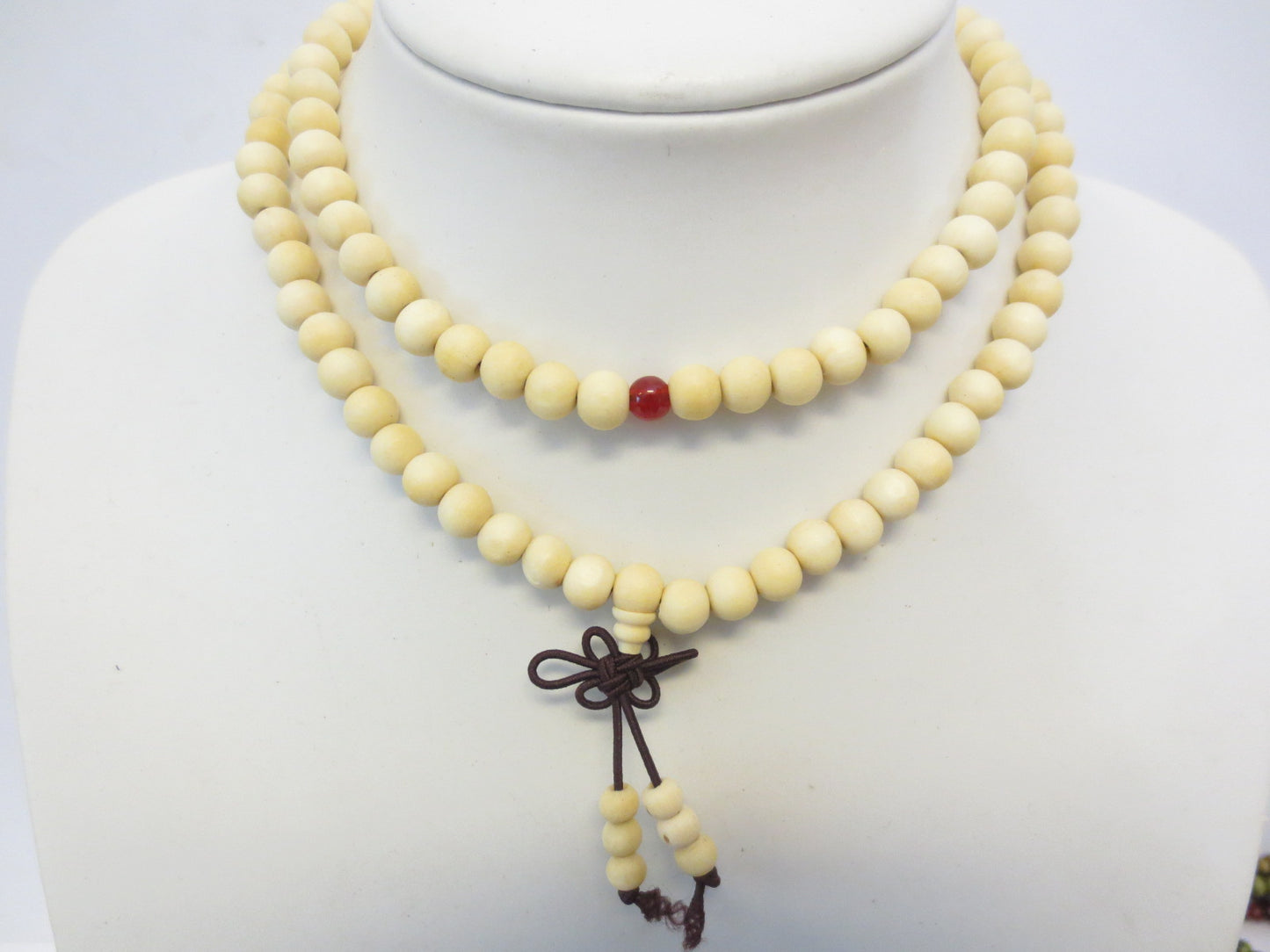 Mala Gebedsketting crème Sandalhout 8mm