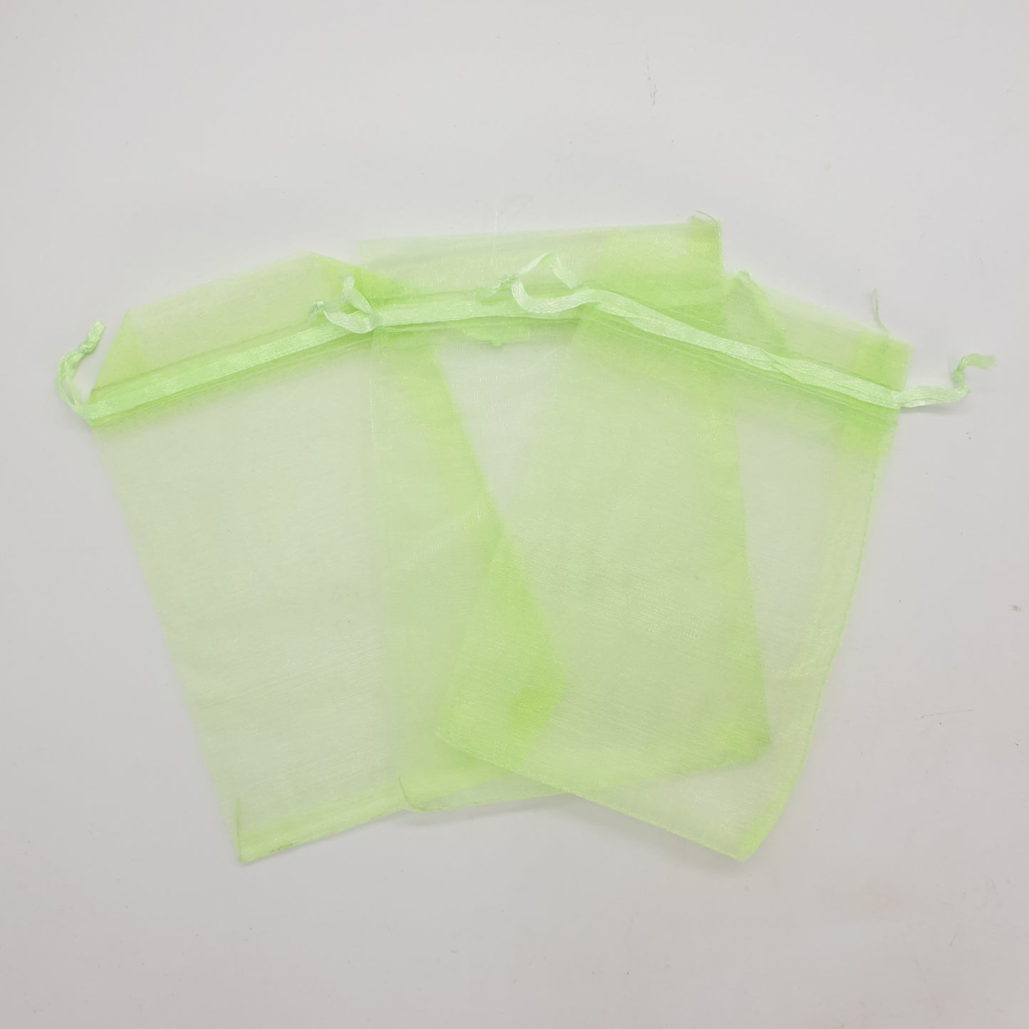 Organza Zakjes 10 x 15 cm - Lichtgroen (100st)