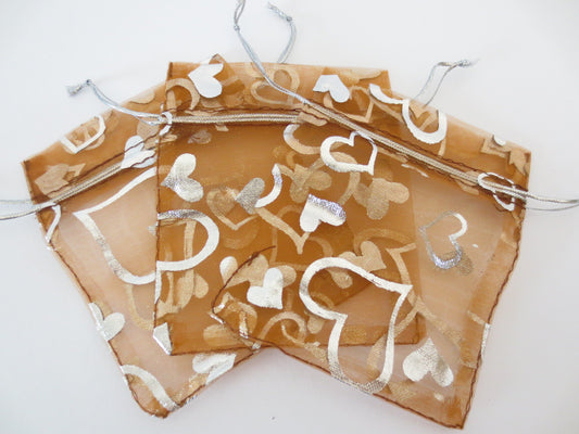 Organza Zakjes Hartjes Bruin - 10cm x 15cm