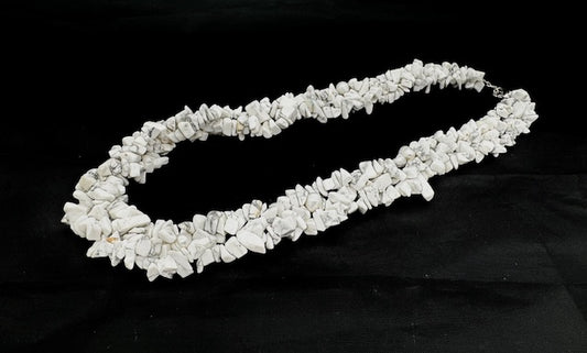 Groothandel geclusterde howliet chipstone ketting met parels